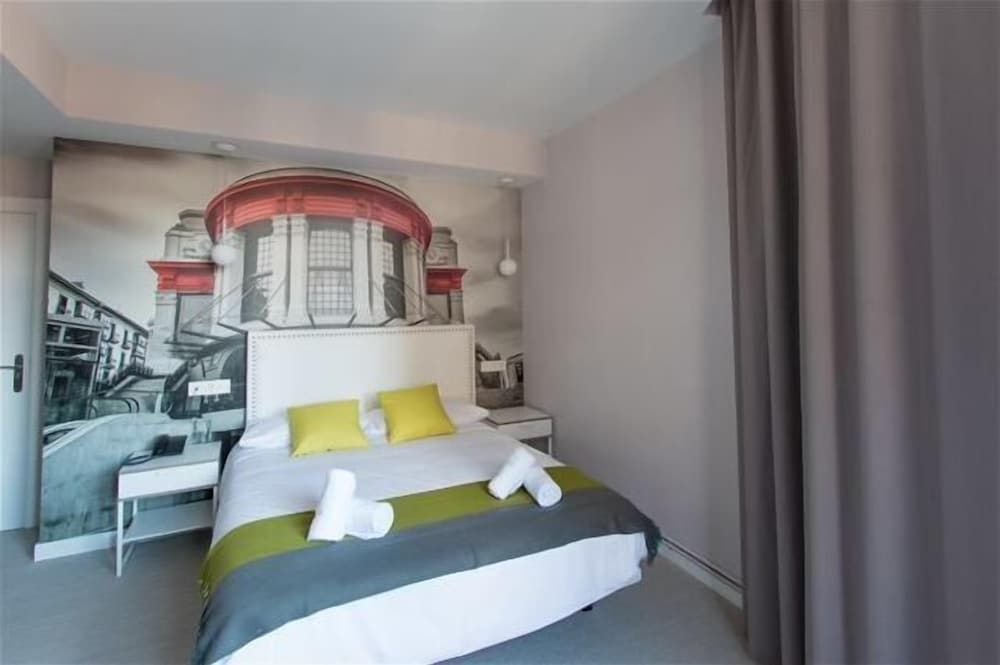 undefined Bilbao City Rooms 9