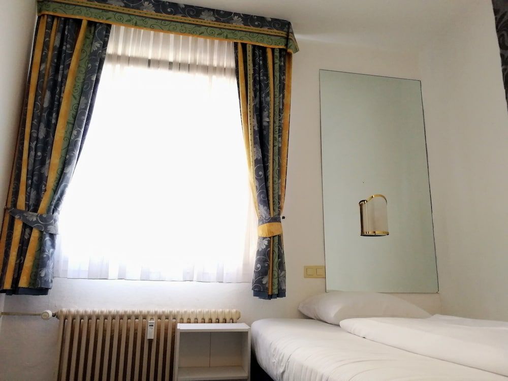 undefined Hotel Königshof The Arthouse 2