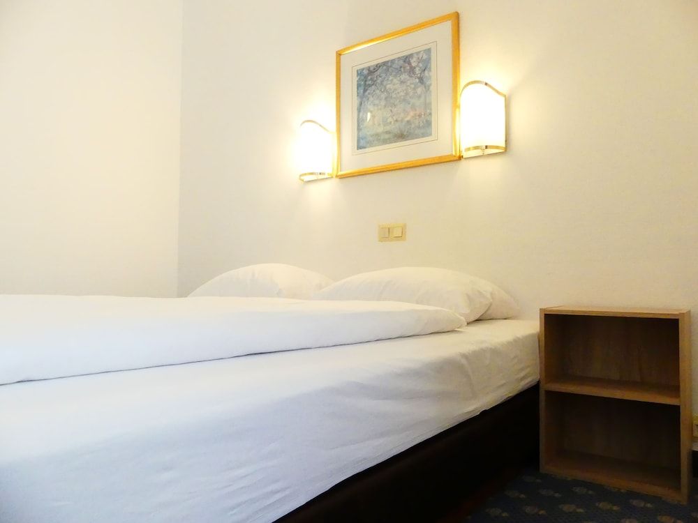 undefined Hotel Königshof The Arthouse 4