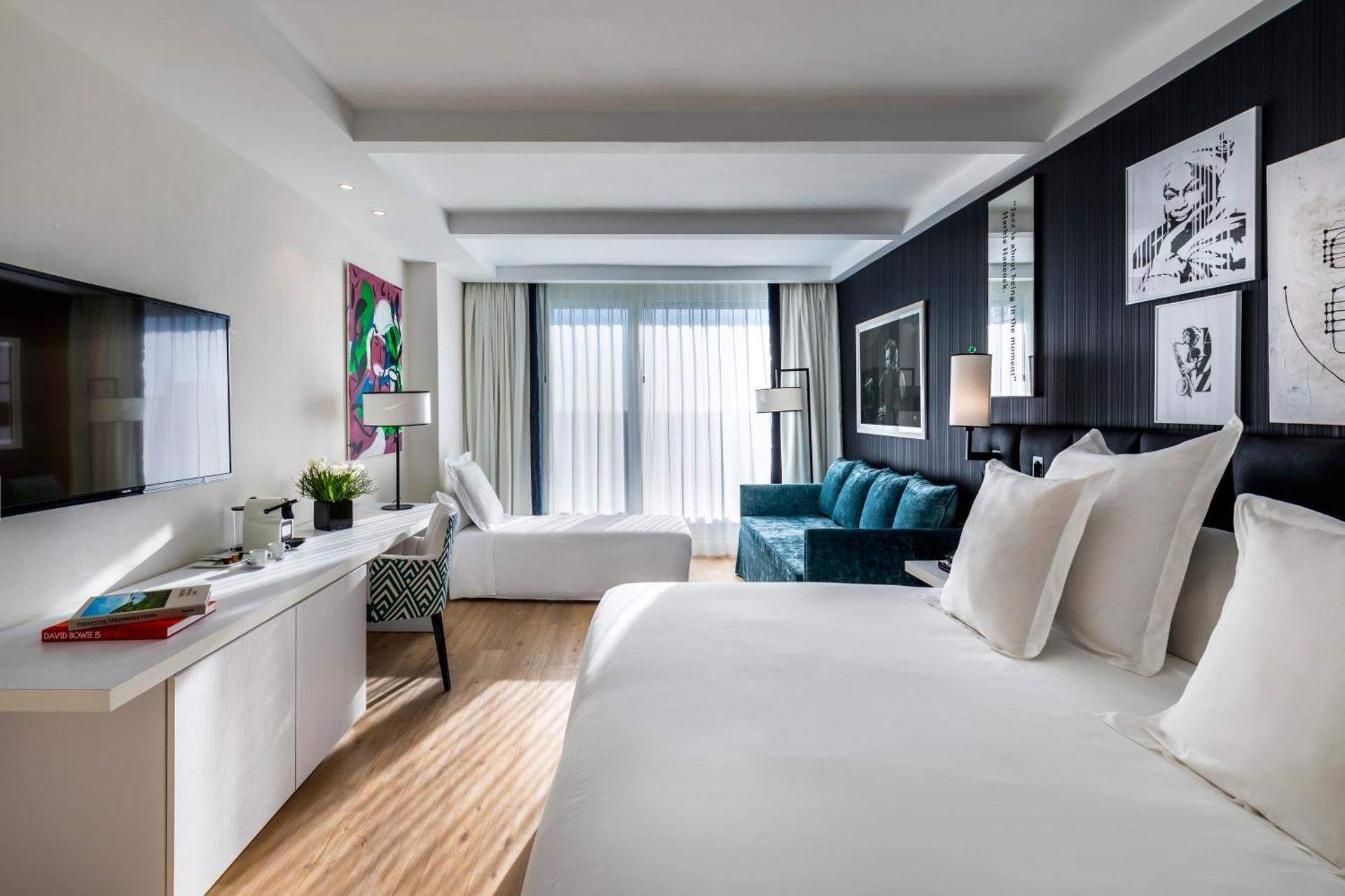 Premium Room (2 Adults + 2 Children)