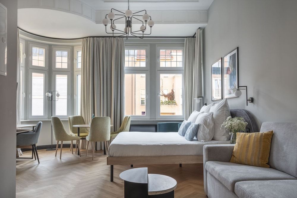 undefined Numa Berlin Novela 4