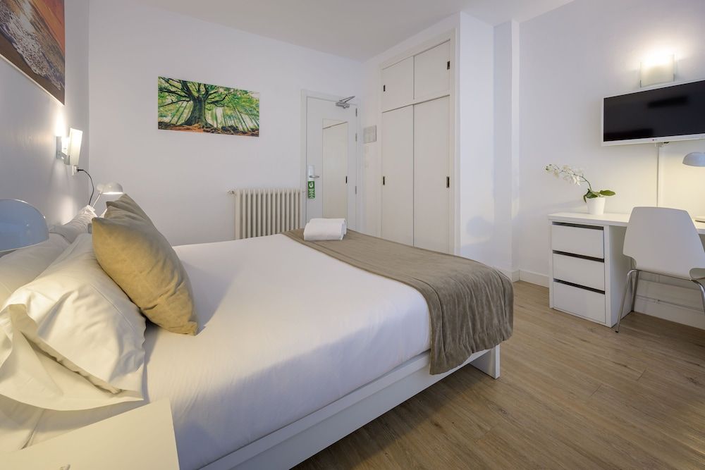 undefined NeoMagna Madrid 7