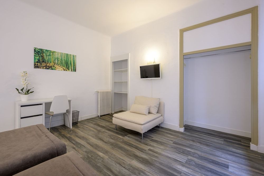 NeoMagna Madrid Standard Double Room 41