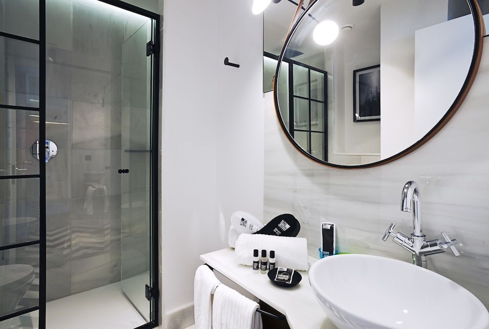 One Shot Conde Torrejón Standard Double or Twin Room 9