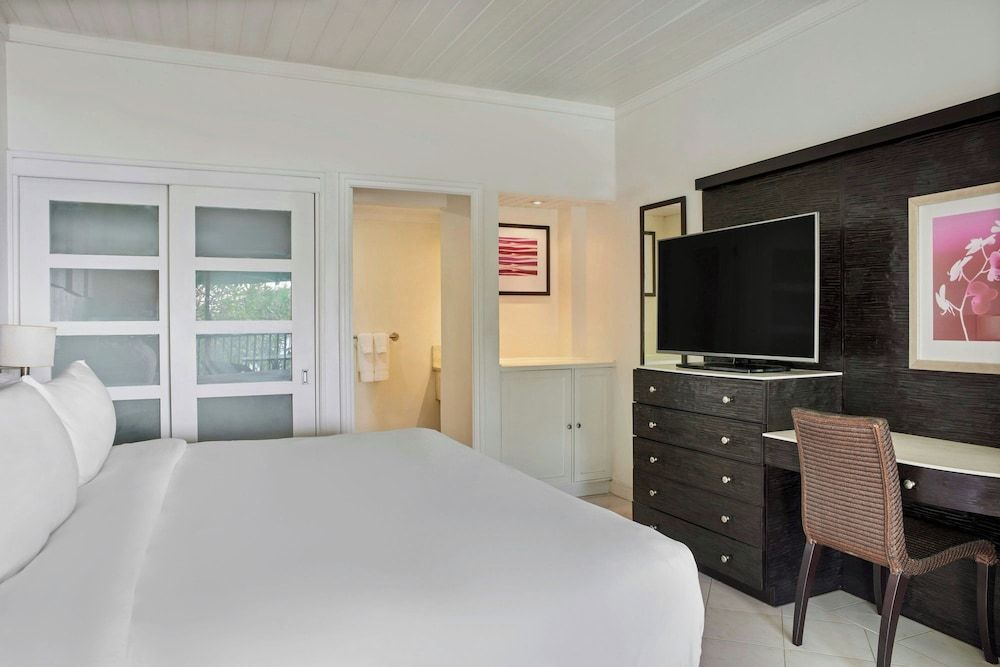 Room, 1 King Bed, Balcony, Ocean View