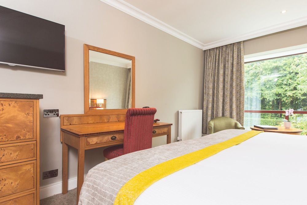 Everglades Hotel Executive Double Room, 1 King Bed 5