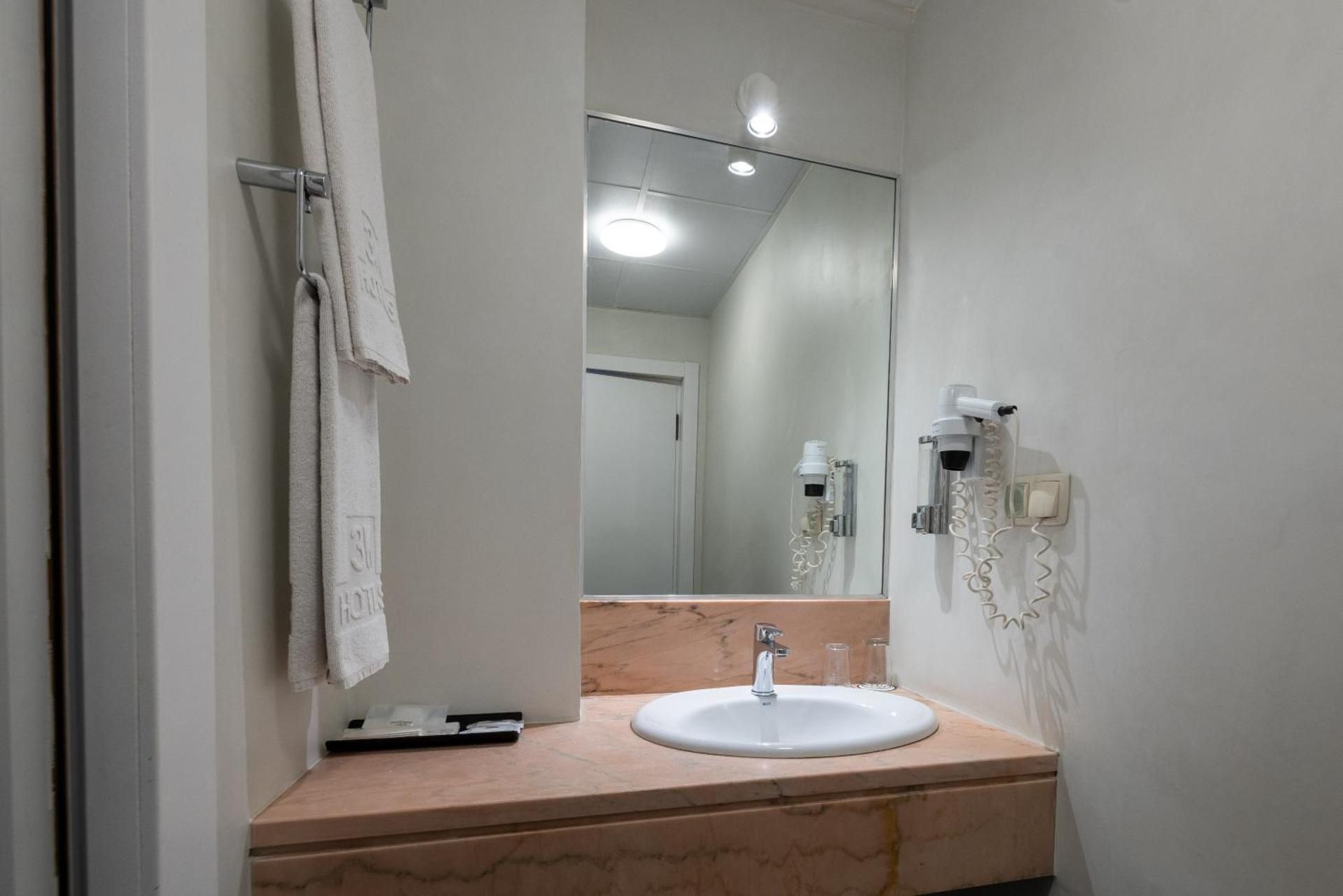 undefined Hotel 3K Barcelona 8