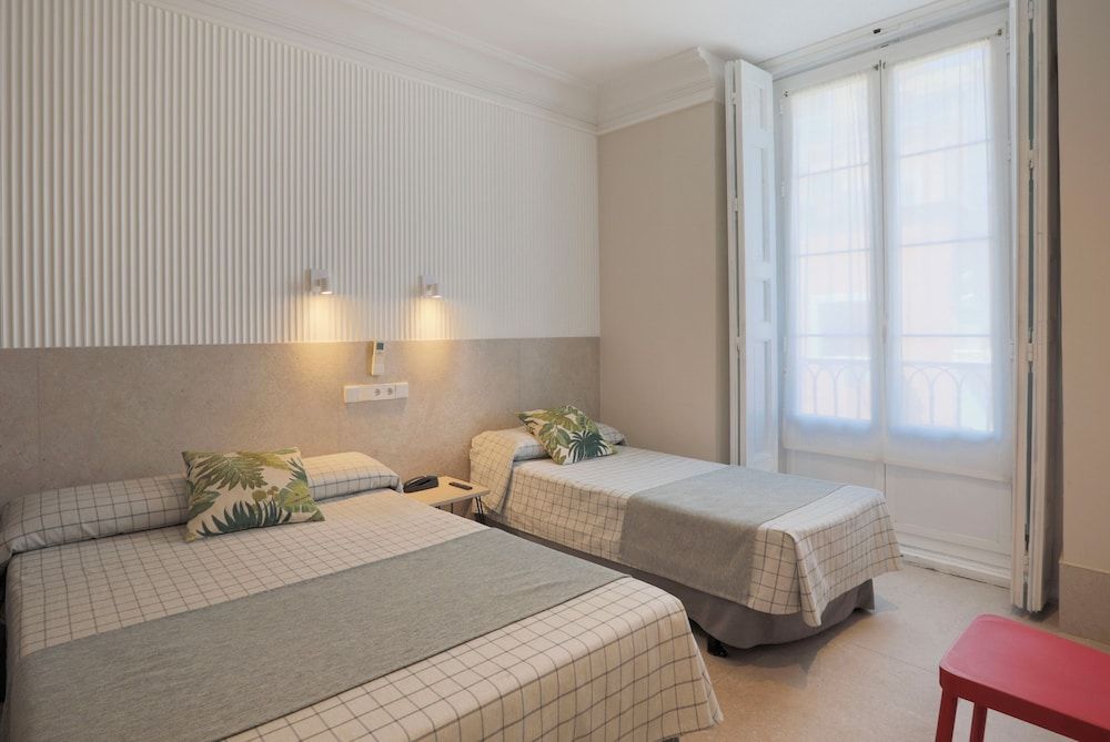 Hostal Castilla II - Puerta del Sol Double Room, 2 Twin Beds 24