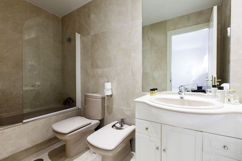 Hostal Castilla II - Puerta del Sol Double Room, 2 Twin Beds 32