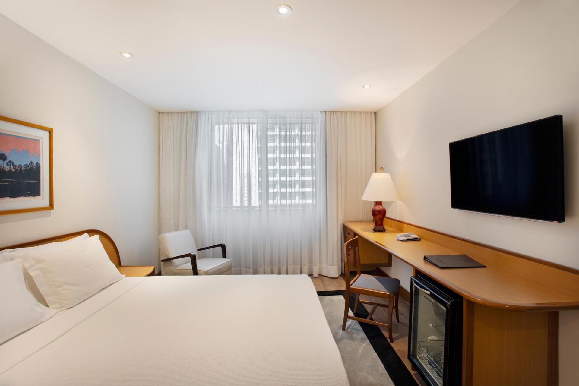 Superior Executive Room with 1 Double Bed and  City View
