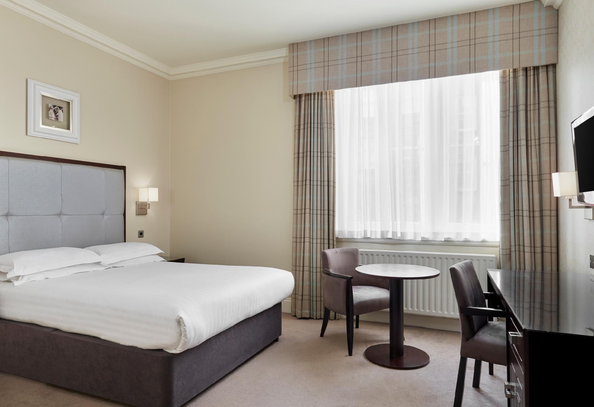 Leonardo Edinburgh City Standard Double 2