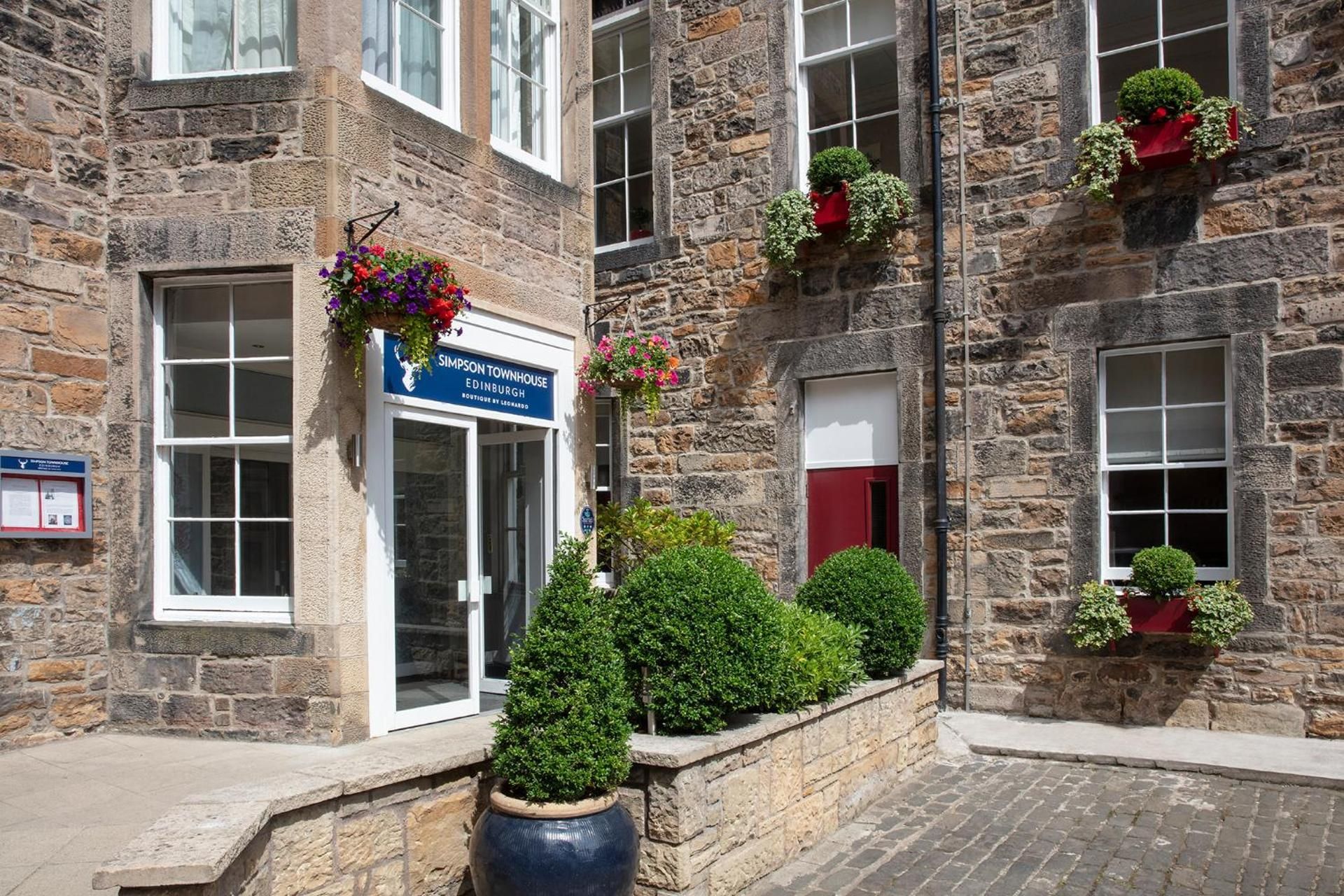 undefined Leonardo Edinburgh City 2