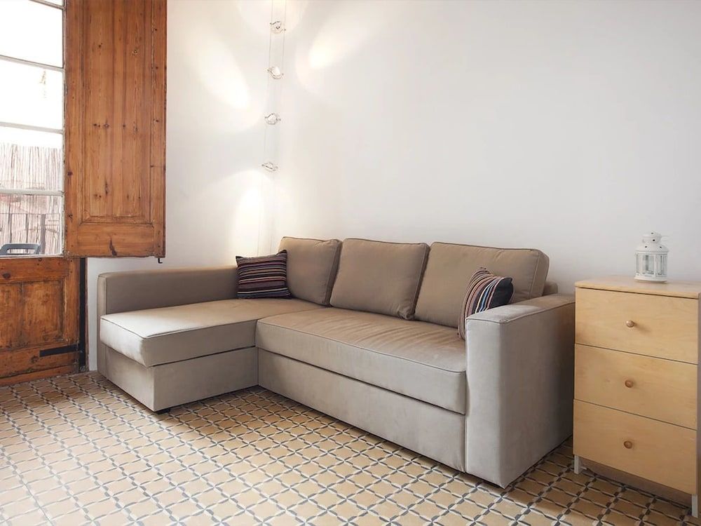 undefined Sant Antoni Market 9