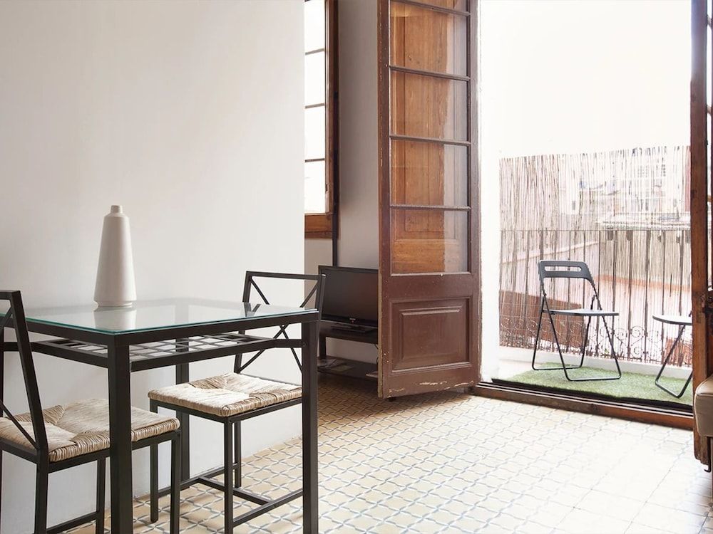 Sant Antoni Market Studio Suite, Balcony 12