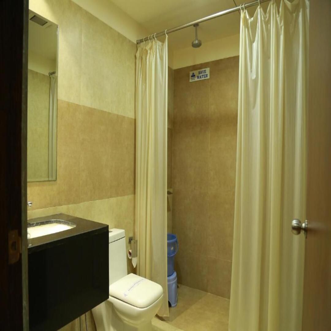 Hotel Shubham Palace, Kharmanghat Executive Room 6