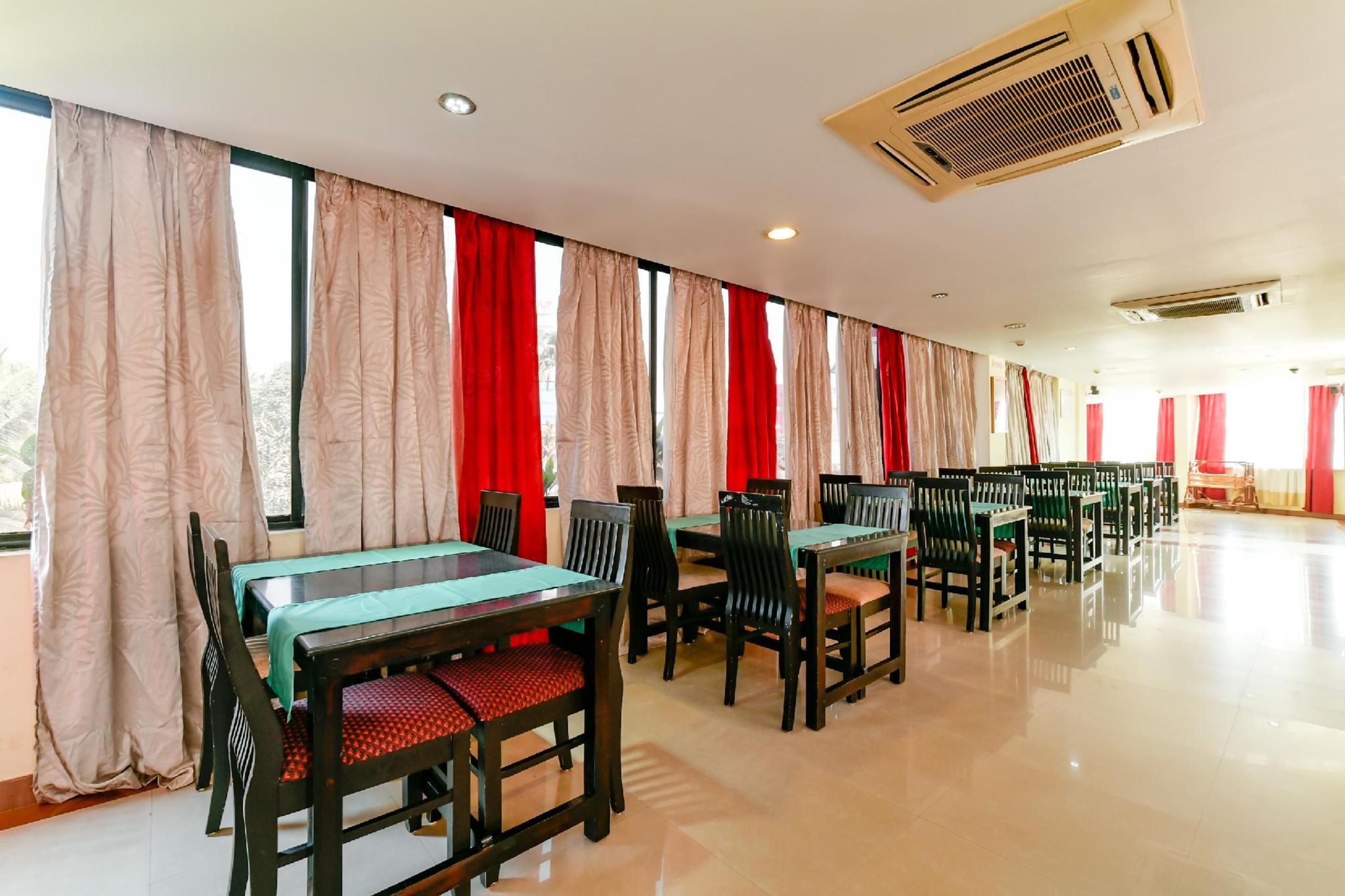 undefined Hotel Og's Kanthari 4