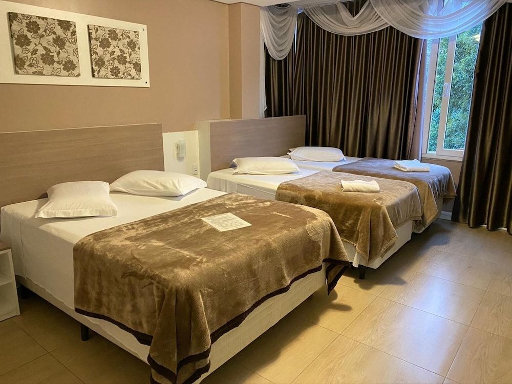 Luxury Quadruple Room, 1 Bedroom, Private Bathroom