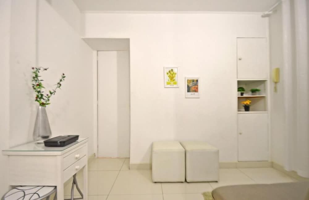 undefined LineRio Copacabana Residence 139 7