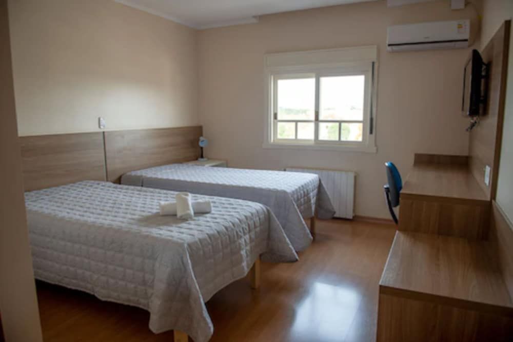 Hotel Prata Villaggio Deluxe Single Room 4