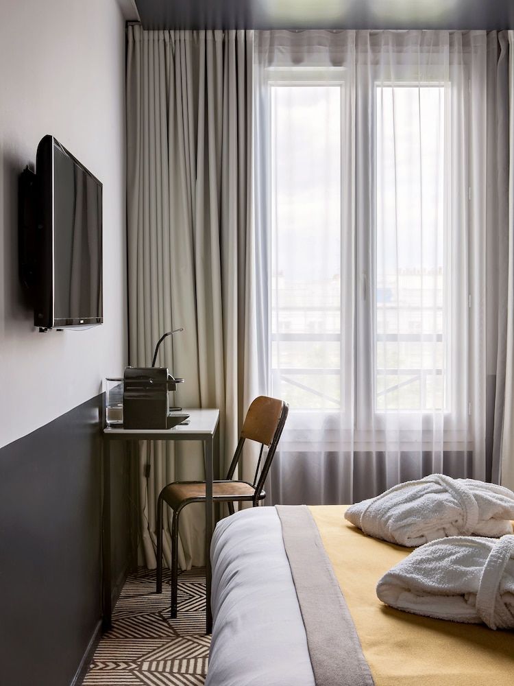 Hôtel Gaston Superior Double Room 2