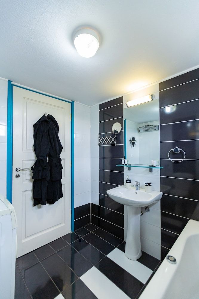 La Terra Nostra Apartment, Mountain View (Triple Studio) 7