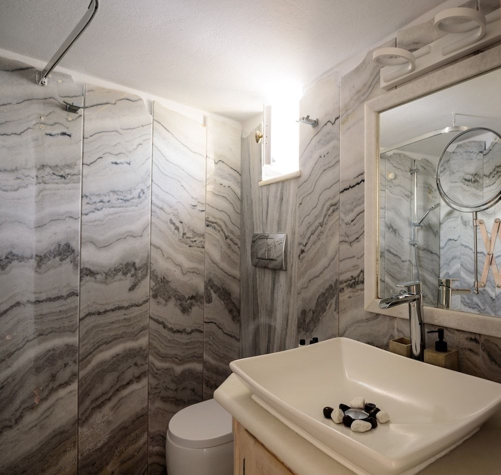 undefined Hotel Kallisto 5