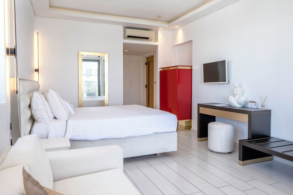 Superior Room, 1 King Bed