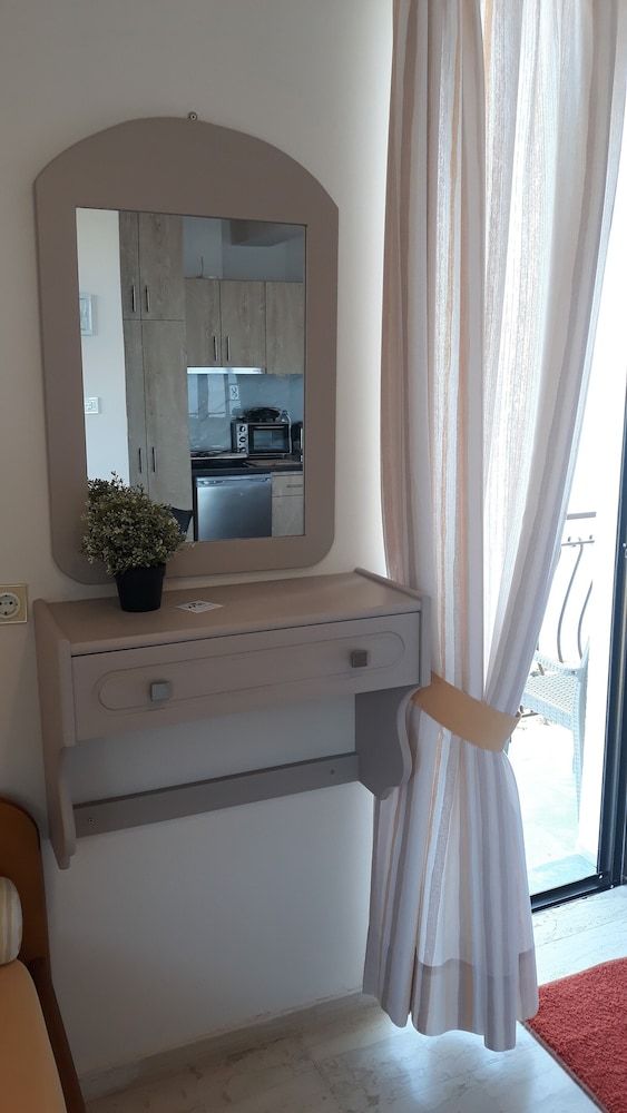 Kallisto Studios Studio, Sea View 12