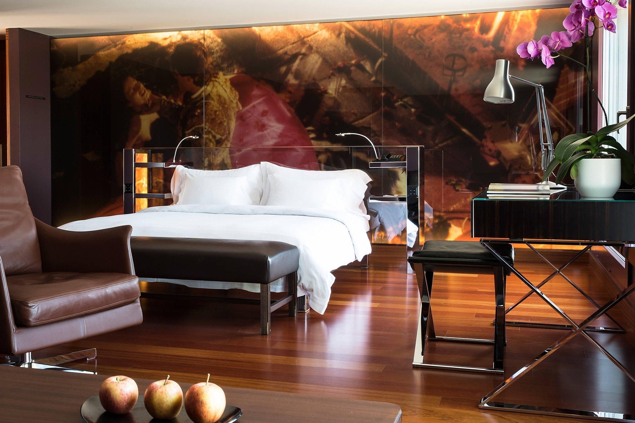 Penthouse Deluxe, Suite, 1 King, Mountain view, Upper floor, Balcony