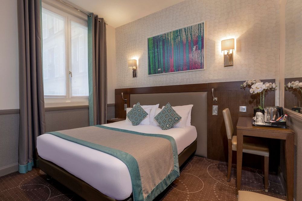 Hotel Elysées Céramic Standard Double Room 15