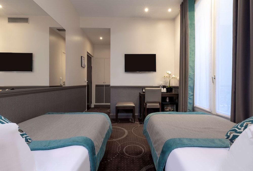 Hotel Elysées Céramic Standard Double Room 29