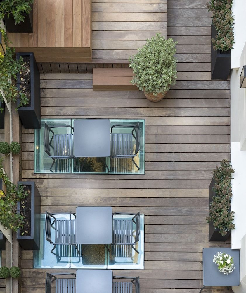 undefined Hotel Elysées Céramic 3