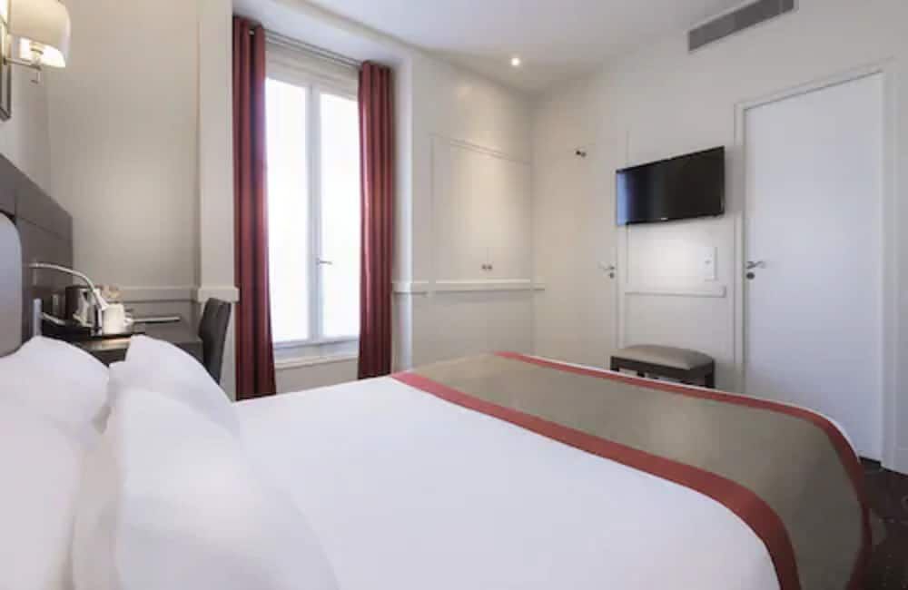 Hotel Elysées Céramic Standard Double Room 19