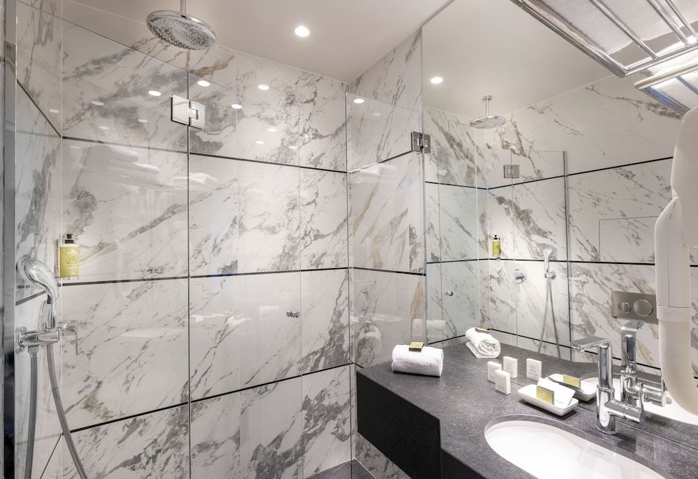 Hotel Elysées Céramic Standard Double Room 25