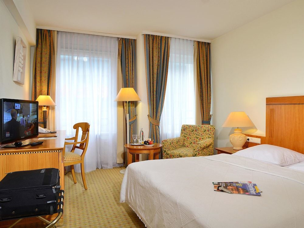 Hotel Domicil Berlin By Golden Tulip Standard Room, 2 Twin Beds 4