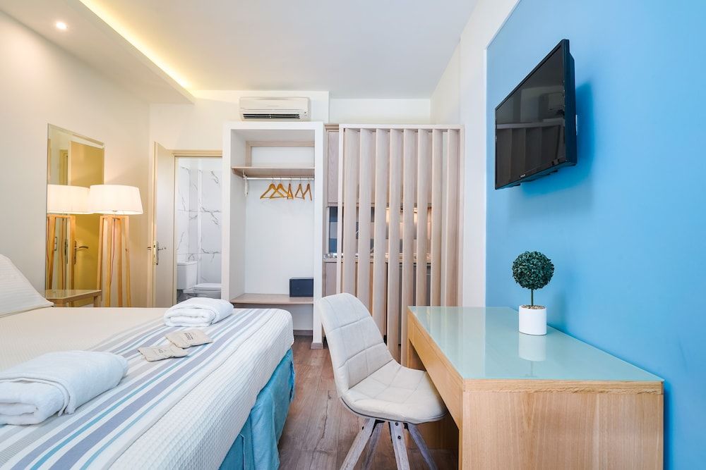 Deluxe Room with Garden View