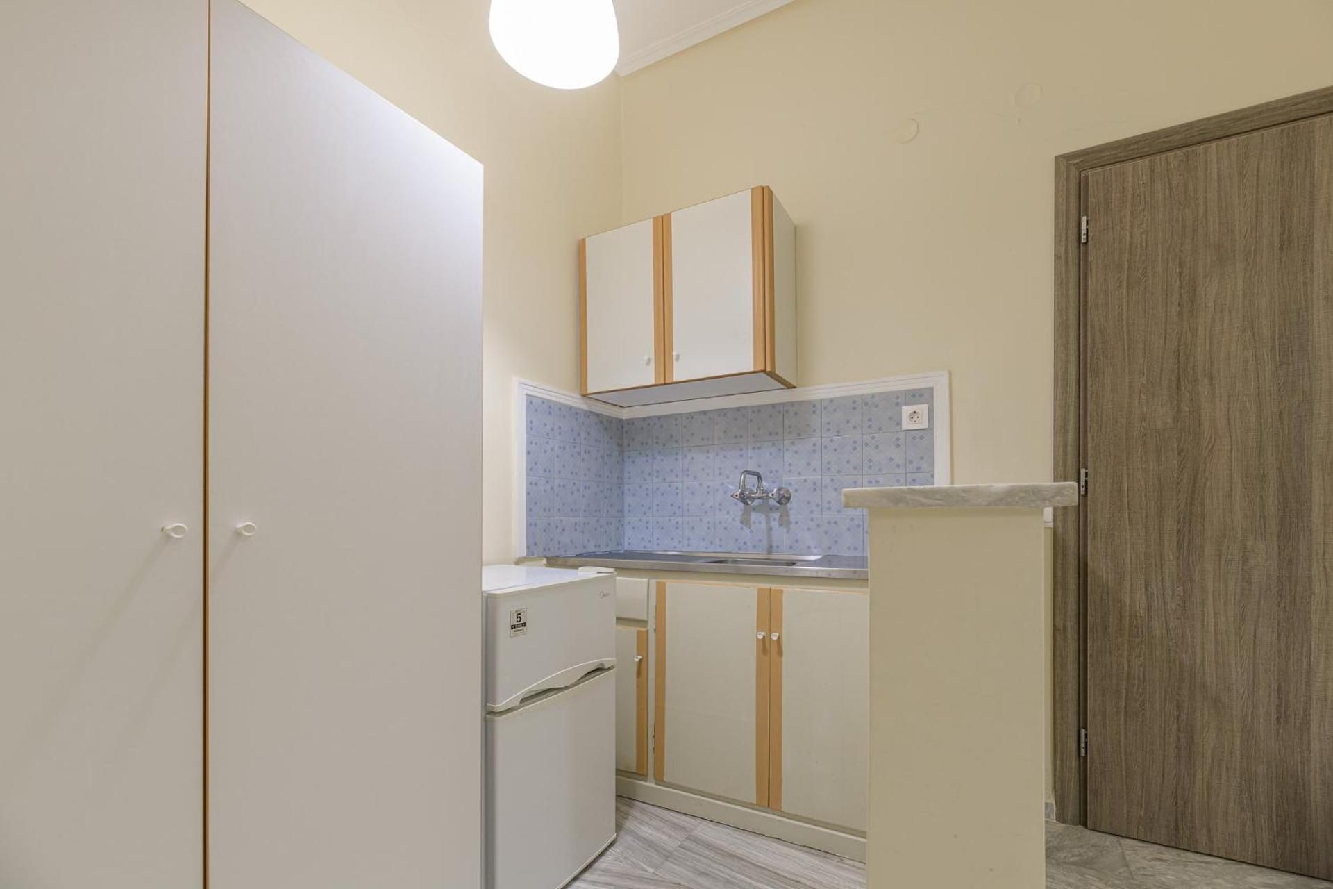 Triple Studio with Balcony or Terrace