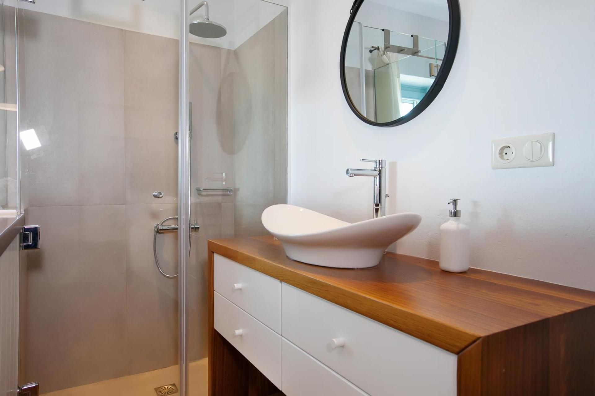 Junior Suite with Pool View