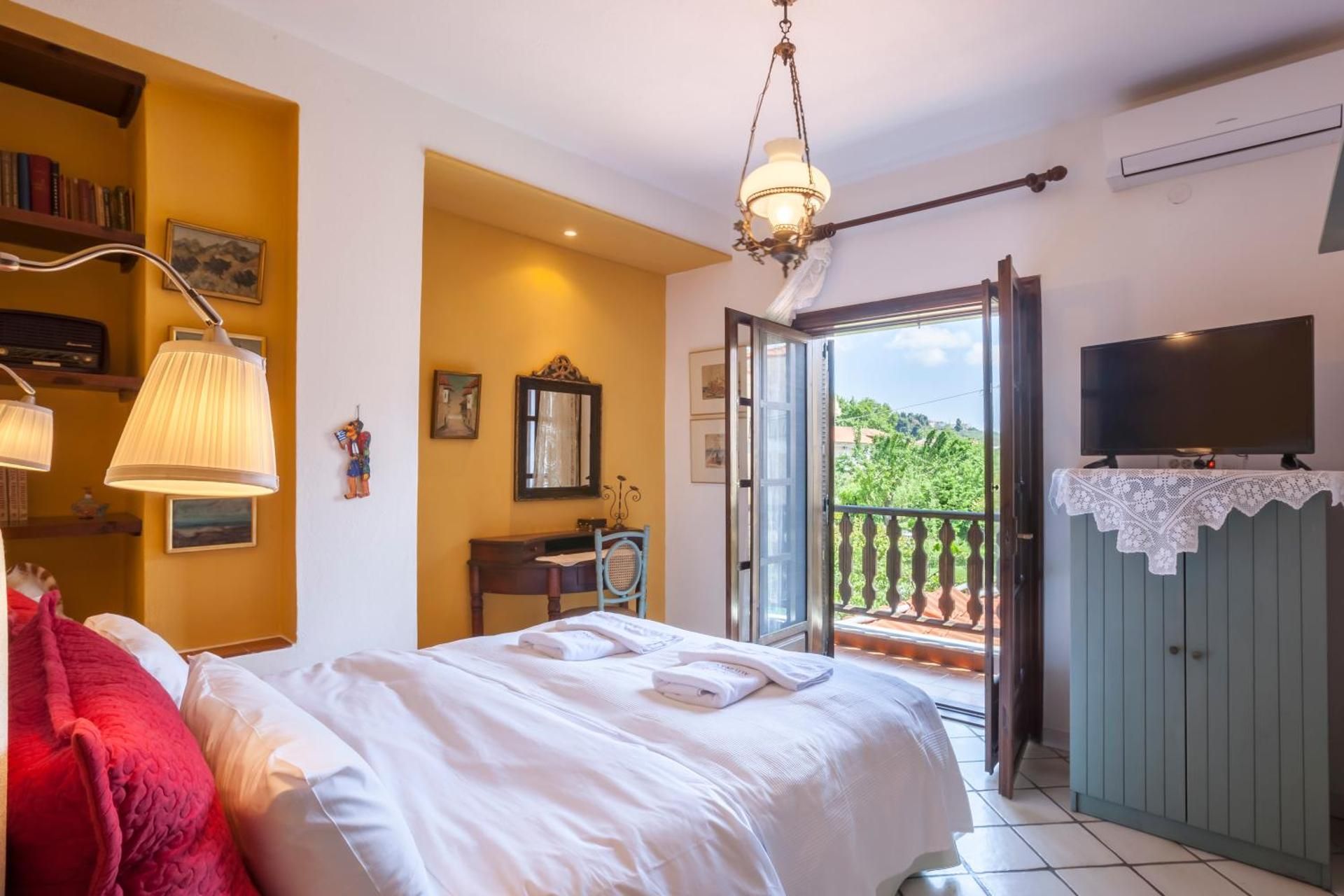 Junior Suite with Balcony