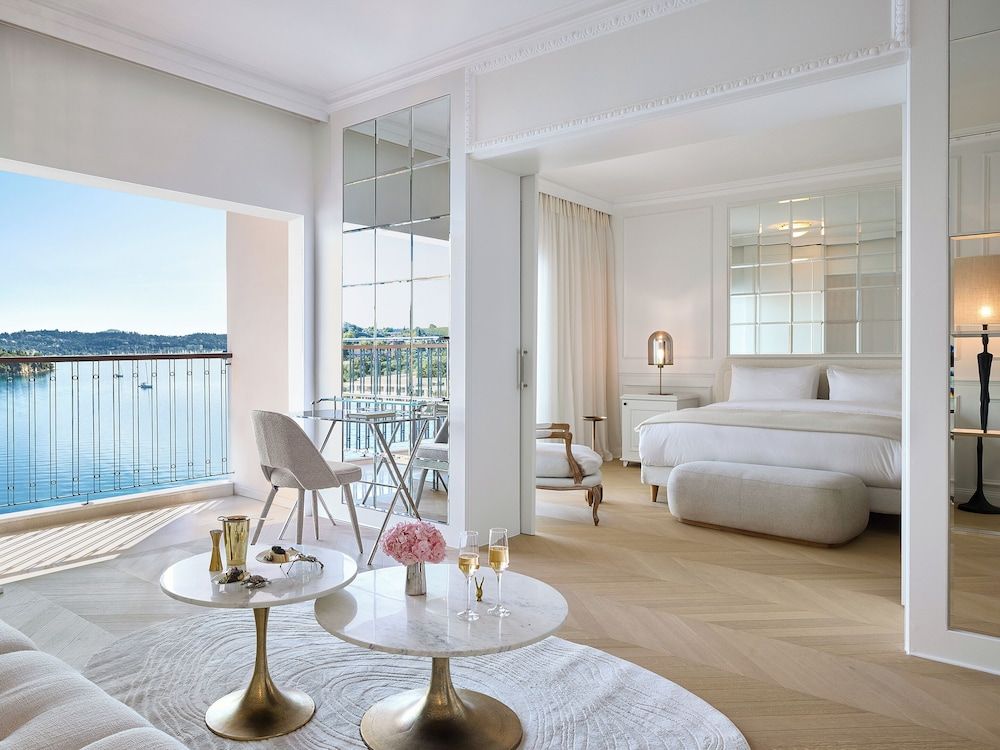 Deluxe Suite Sea View