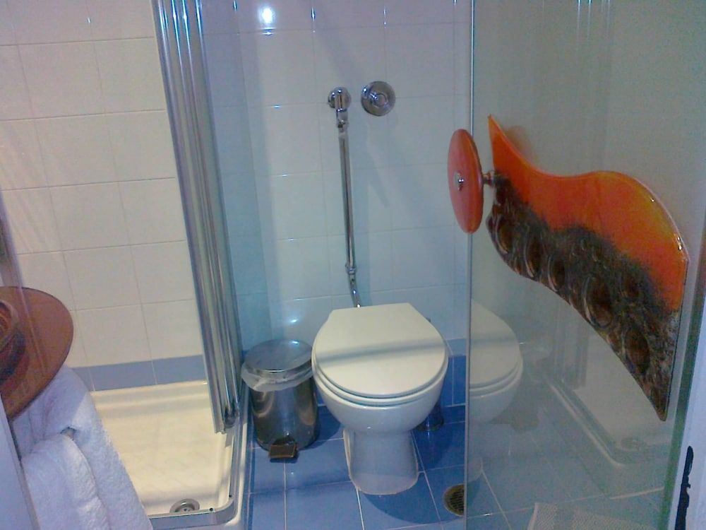 Ephira Hotel Single Room 7