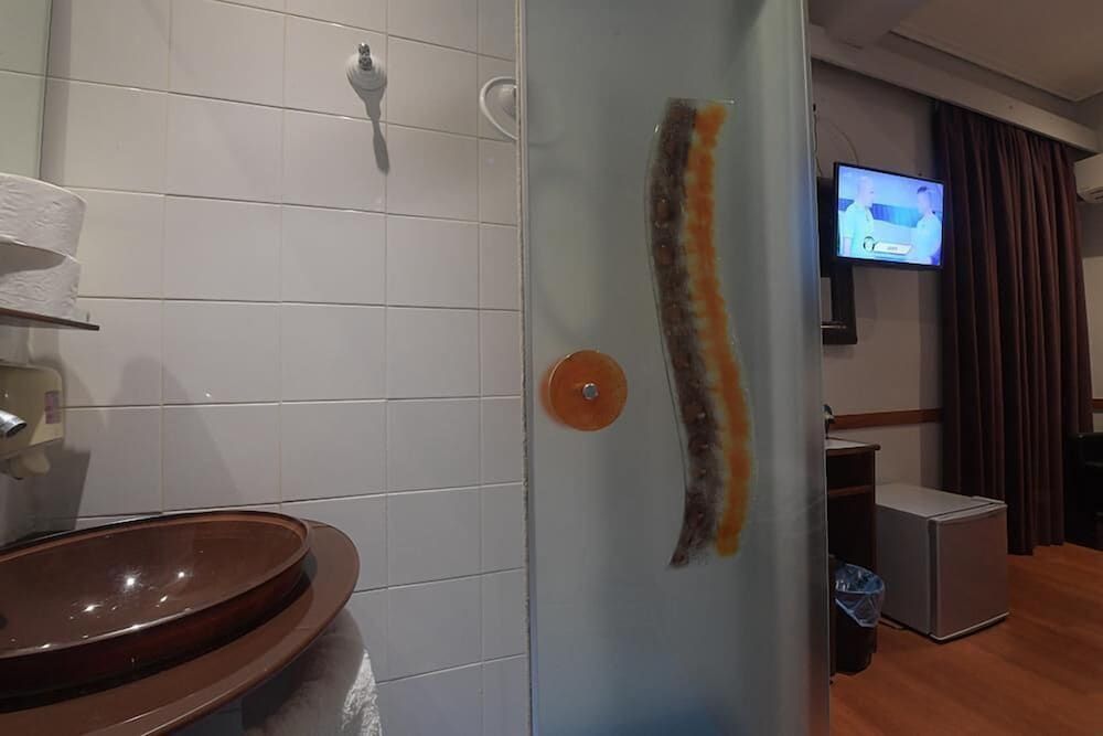 Ephira Hotel Single Room 9