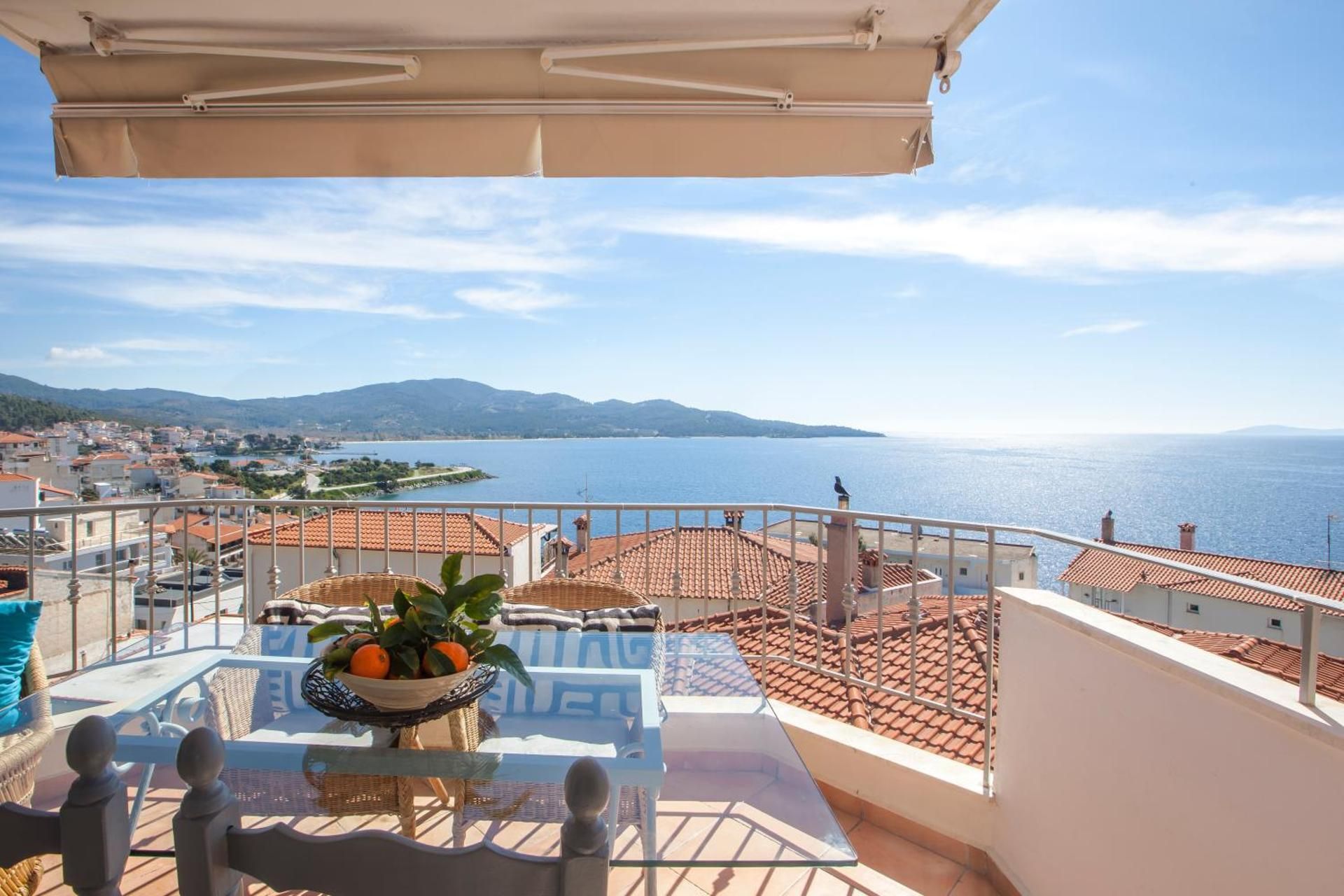 Split Level Apartment with Sea View