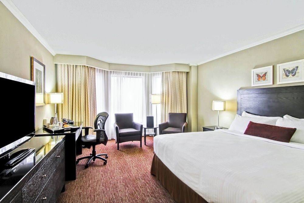 undefined Delta Hotels by Marriott Toronto East 2