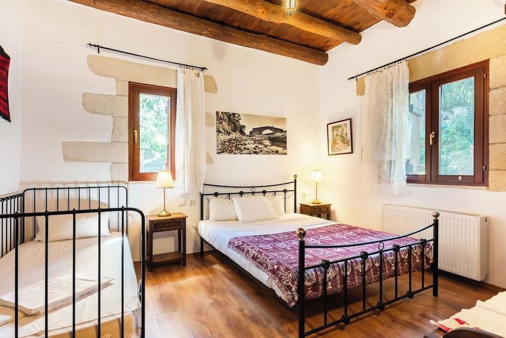 Villa Aloni-traditional Stone Villa With Nice View,pool and Garden Traditional Villa, 2 Bedrooms, Private Pool, Pool View 5