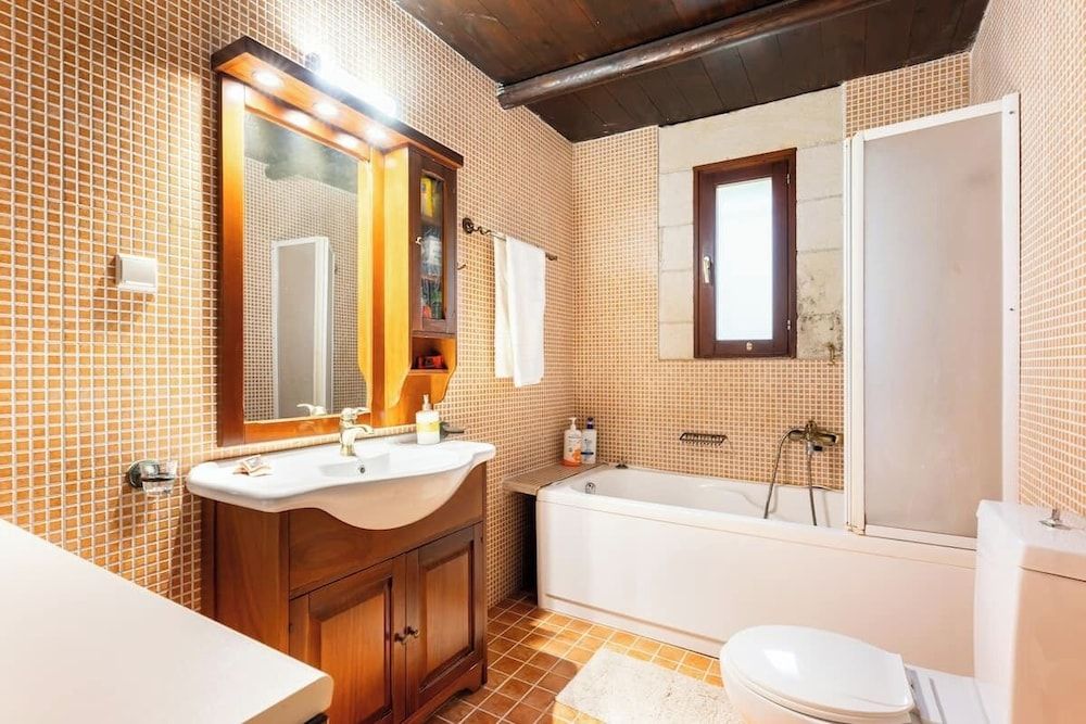 Villa Aloni-traditional Stone Villa With Nice View,pool and Garden Traditional Villa, 2 Bedrooms, Private Pool, Pool View 8