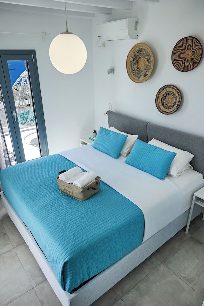 House, 2 Bedrooms, Sea View