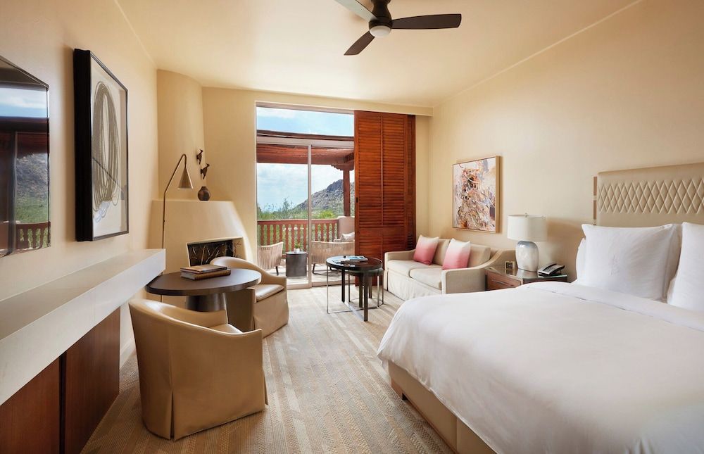 Vista Casita King Bed