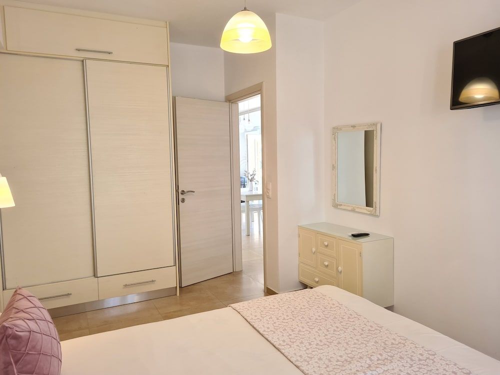Standard Apartment, 2 Bedrooms, Terrace, Sea Facing (Jasmin)