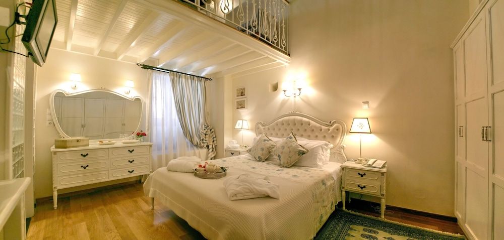 Archontiko Petras 1821 Superior Double Room 3
